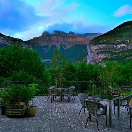 Hotel Abetos 3*